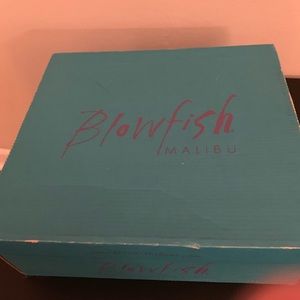 Blowfish Black zip-up ankle booties